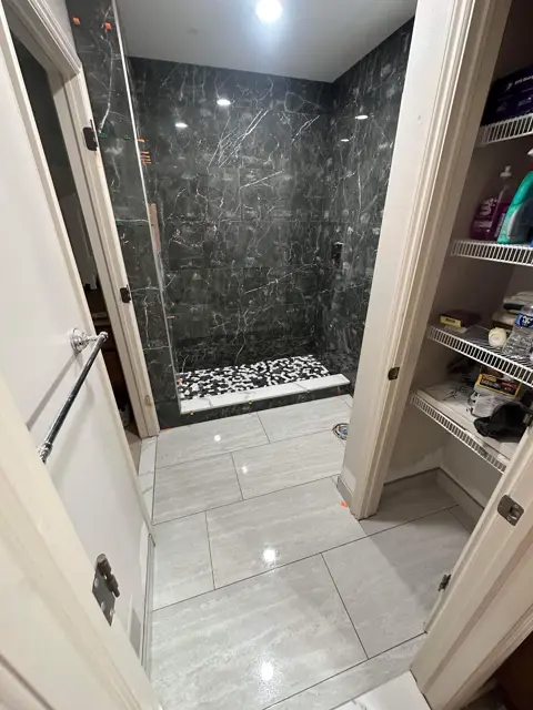 Walk-in shower with tile