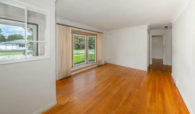 Move-in ready living room